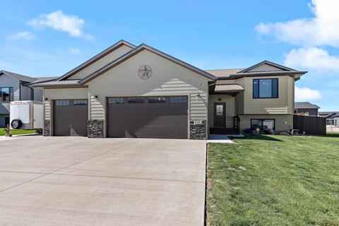 536 Mace Dr, Box Elder, SD 57719 photo 1