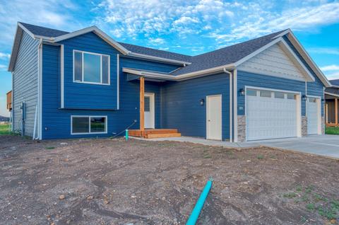564 Bull Run Dr, Box Elder, SD 57719 photo 1