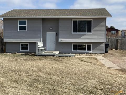 604 Cardinal Dr, Box Elder, SD 57719 photo 1
