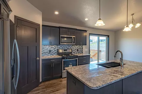 600 Antietam Dr, Box Elder, SD 57719 photo 1