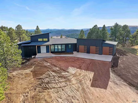11804 Valley View Cir, Spearfish, SD 57783 photo 1