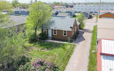 611 E Madison, Rapid City, SD 57701 photo 1