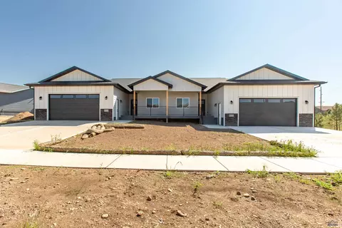 6112 Wind River Rd, Rapid City, SD 57702