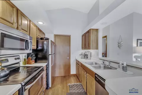 4724 Primrose Pl, Rapid City, SD 57702 photo 12