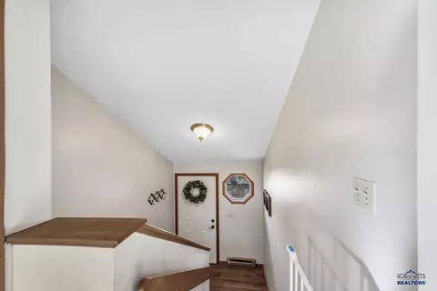 4724 Primrose Pl, Rapid City, SD 57702 photo 5