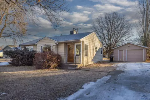 1712 Ryther, Rapid City, SD 57702