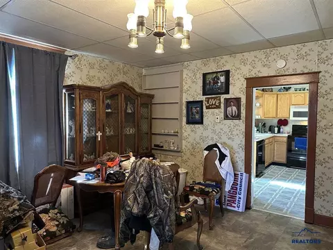 202 4th Ave, Edgemont, SD 57735 photo 6