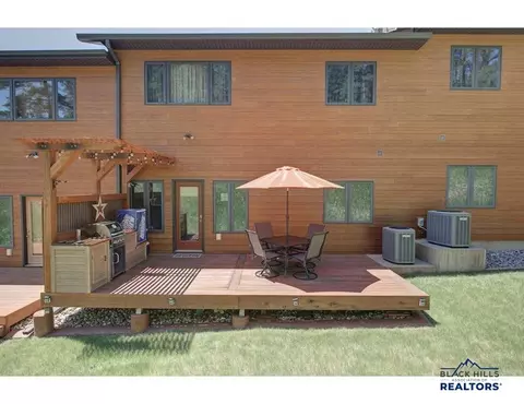 24222 Granite Point Ct, Keystone, SD 57751 photo 2