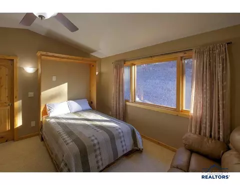 24222 Granite Point Ct, Keystone, SD 57751 photo 13