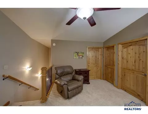24222 Granite Point Ct, Keystone, SD 57751 photo 12