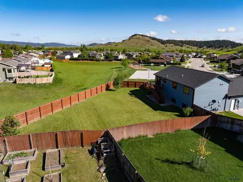 View/Area - 7993 Steamboat Rd, Summerset, SD 57769 photo 4 of 8
