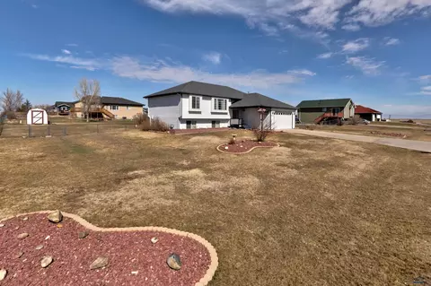14790 Sunlight Dr, Rapid City, SD 57703