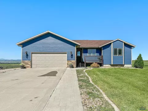 22963 Candlelight Dr, Rapid City, SD 57703