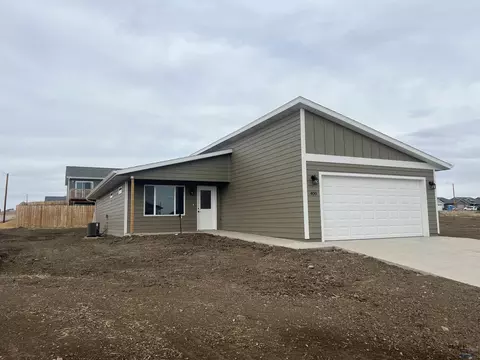 400 Nighthawk Dr, Box Elder, SD 57719 photo 1