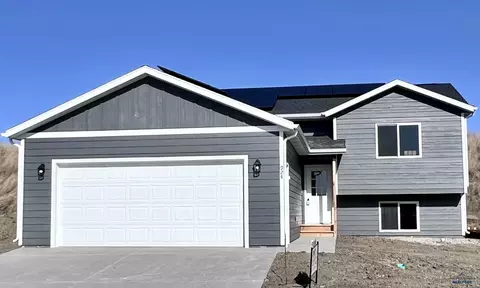853 Yorktown Blvd, Box Elder, SD 57719 photo 1