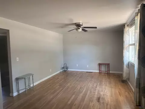 308 10th Ave, Edgemont, SD 57735 photo 5