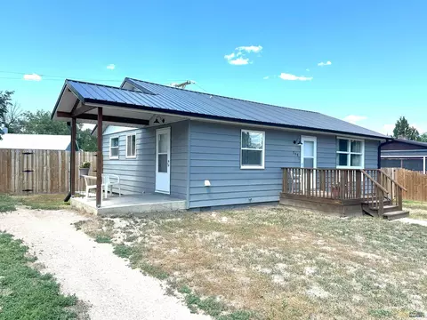 308 10th Ave, Edgemont, SD 57735 photo 2