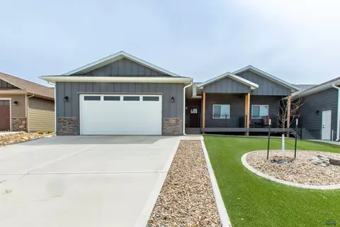 6034 Wind River Rd, Rapid City, SD 57702