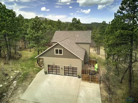 2935 Bald Eagle Dr, Spearfish, SD 57783 photo 1