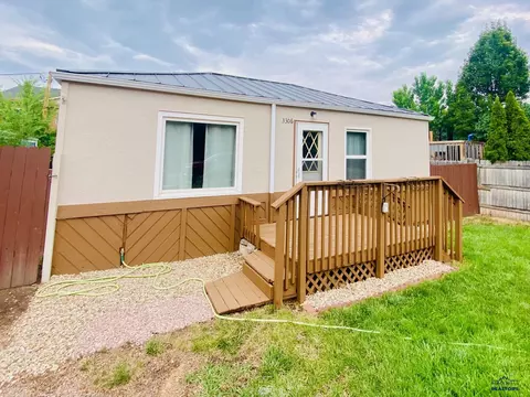 3306 Leland Ln, Rapid City, SD 57702