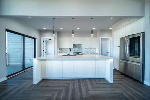 6115 Covenant Dr, Rapid City, SD 57702
