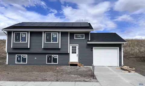 856 Yorktown Blvd, Box Elder, SD 57719 photo 1