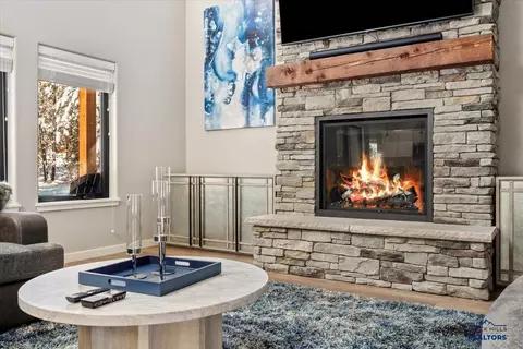 Living - 11294 Ashland Ct, Lead, SD 57754 photo 2 of 3