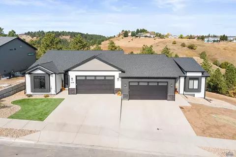 1116 Pinnacle Ct, Rapid City, SD 57701