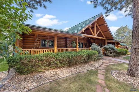 13826 Clydesdale Rd, Rapid City, SD 57702