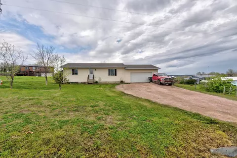 125 N 2nd St, Hermosa, SD 57744