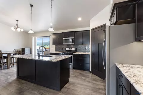 13861 Telluride St, Summerset, SD 57769 photo 8