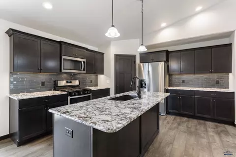 13861 Telluride St, Summerset, SD 57769 photo 7