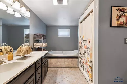 210 Tulsa Dr, Sturgis, SD 57785 photo 18