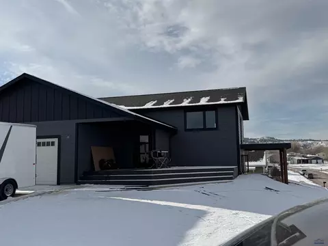 4341 Milehigh Ave, Rapid City, SD 57701