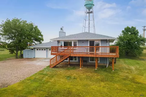 202 N C Ave, New Underwood, SD 57761