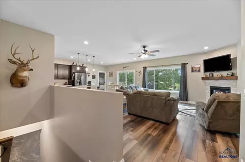 20265 Frontier Loop, Whitewood, SD 57793 photo 4