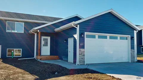 571 Antietam Dr, Box Elder, SD 57719 photo 1