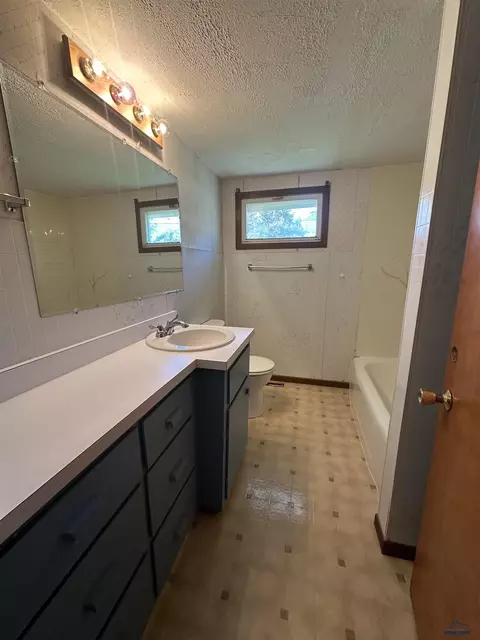 1512 Jackson, Sturgis, SD 57785 photo 16