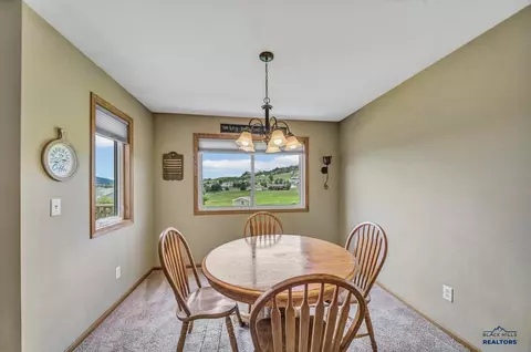 2020 Windmill Dr, Spearfish, SD 57783 photo 5