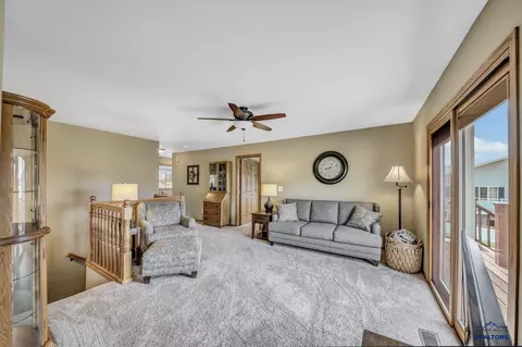 2020 Windmill Dr, Spearfish, SD 57783 photo 4