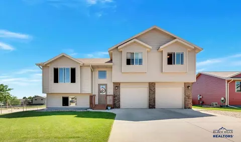 4304 Davin Dr, Rapid City, SD 57701