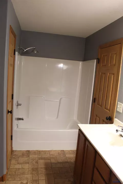 319 Ruhe Ln, Box Elder, SD 57719 photo 25