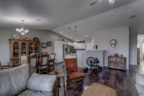 6924 Emerald Heights Rd, Summerset, SD 57718 photo 7