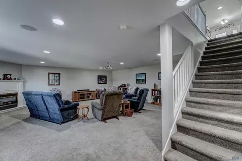 6924 Emerald Heights Rd, Summerset, SD 57718 photo 19