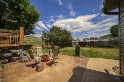 14990 W Hills View Dr, Piedmont, SD 57769