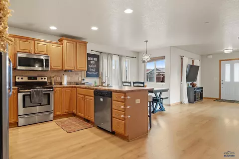 1236 Fairbanks Dr, Box Elder, SD 57719 photo 12