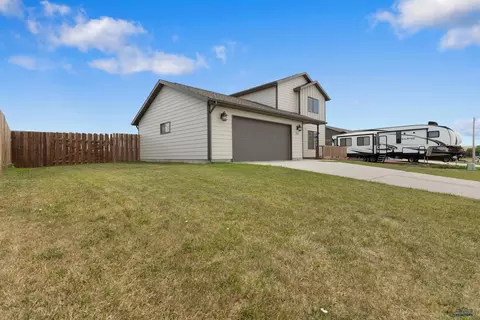 112 Maxwell Dr, Box Elder, SD 57719 photo 3