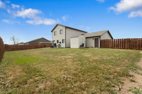 112 Maxwell Dr, Box Elder, SD 57719 photo 7