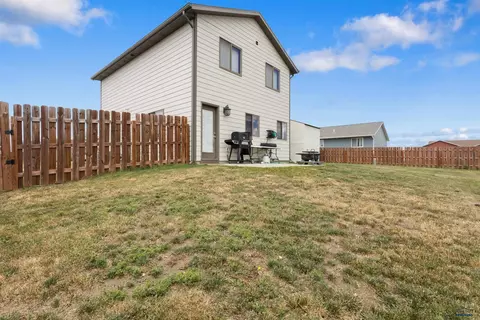 112 Maxwell Dr, Box Elder, SD 57719 photo 5