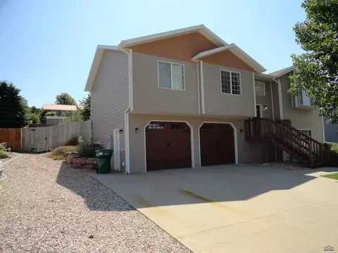 2378 Hillside Dr, Sturgis, SD 57785 photo 2
